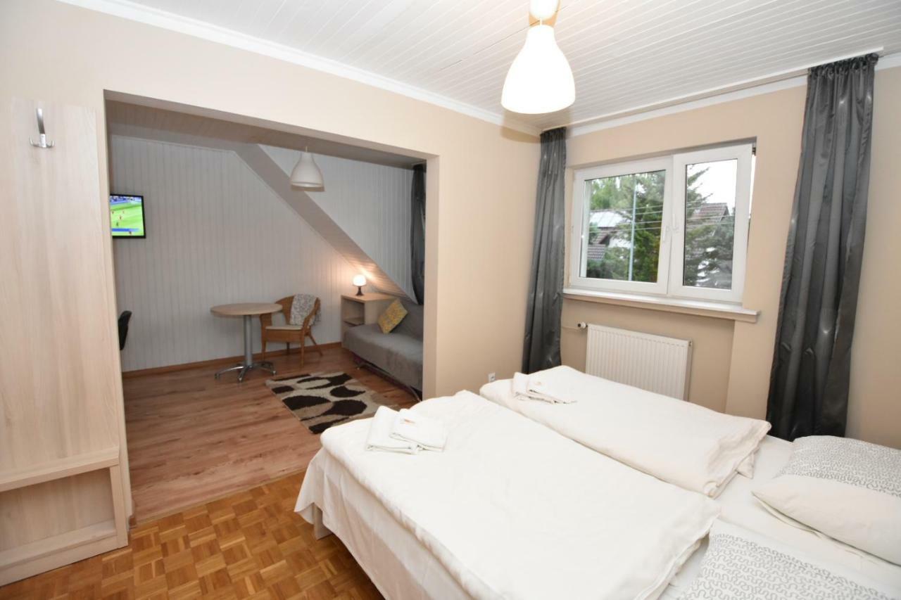 Zielone Pokoje Zielona Gora  Luaran gambar