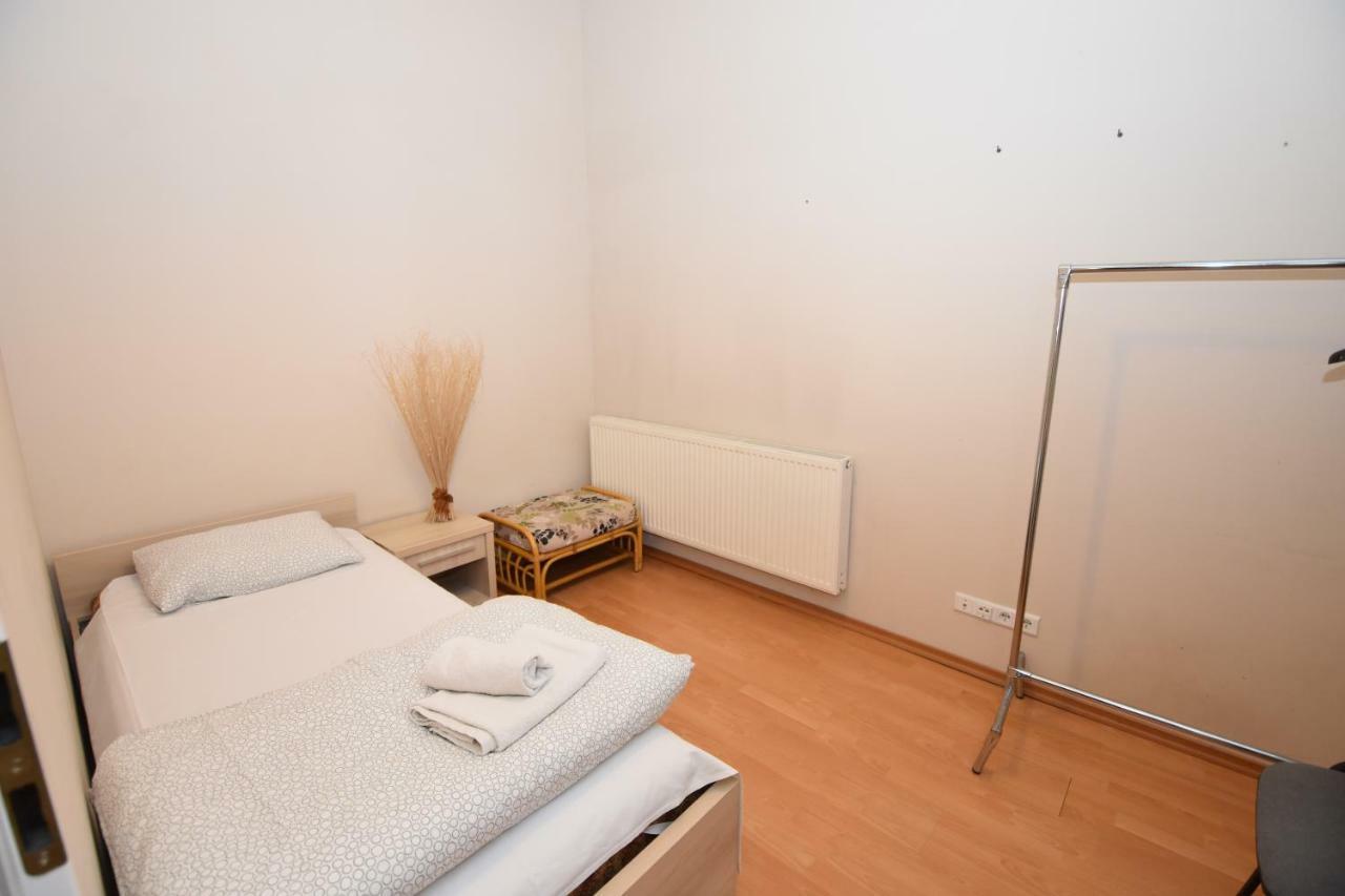 Zielone Pokoje Zielona Gora  Luaran gambar